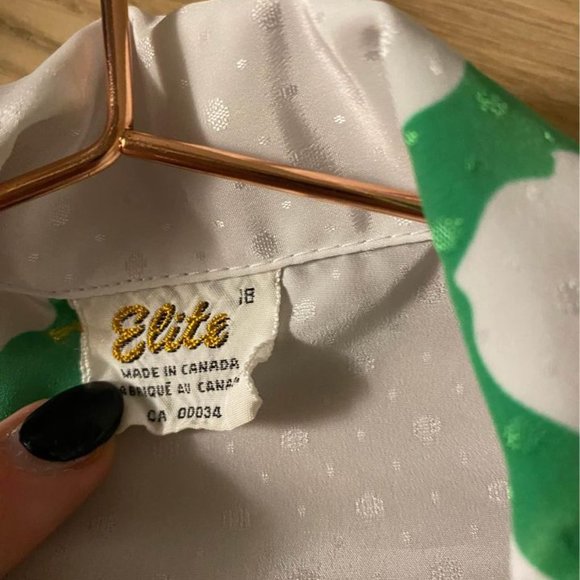 PATTERNED VINTAGE BUTTON UP - Picture 2 of 2